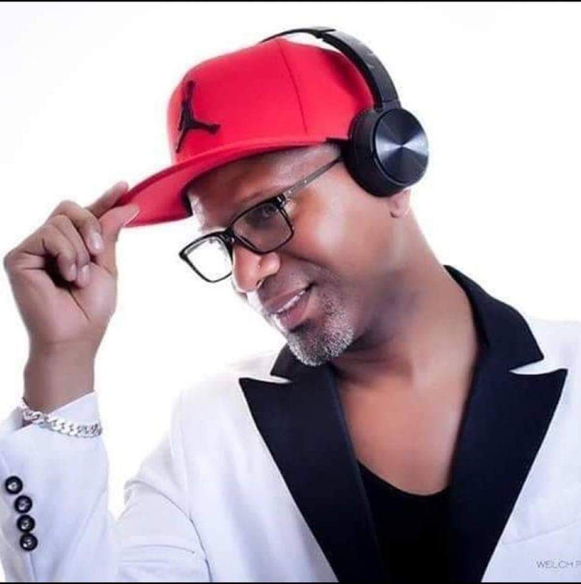 DJ GIL'S
